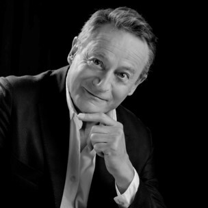 Dr Wolfgang Redka-Swoboda loading=